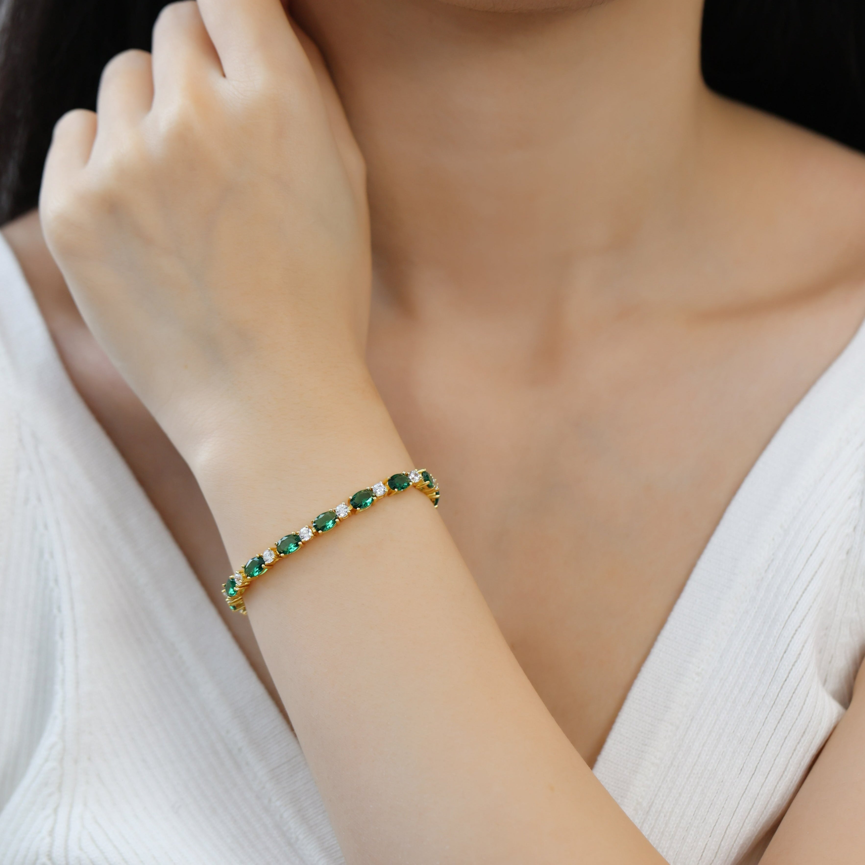 Stalen goldplated fantasiearmband met geboortesteen April voor dames Stalen goldplated fantasiearmband met geboortesteen April voor dames