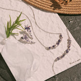 „Wisteria Whisper“ Flower Bar Halskette aus rosa Turmalin und Silber