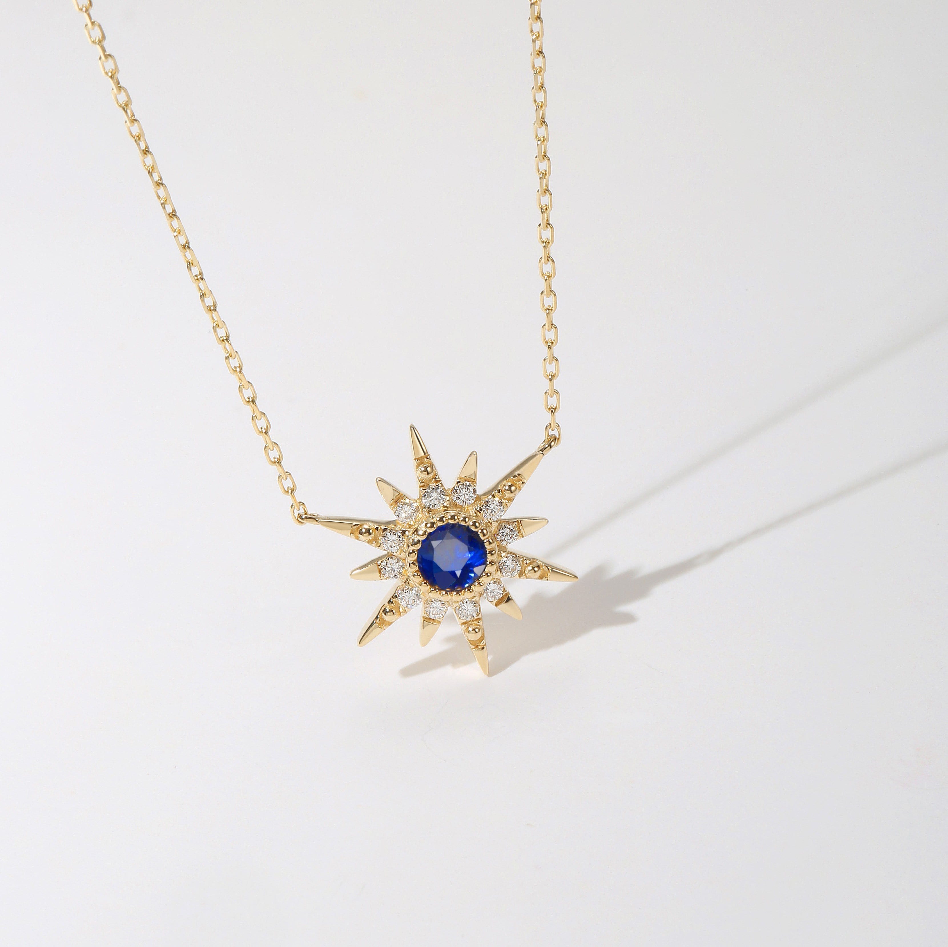 FANCIME "Golden Burst" Blue Sapphire Star 18K Yellow Gold Necklace Detail