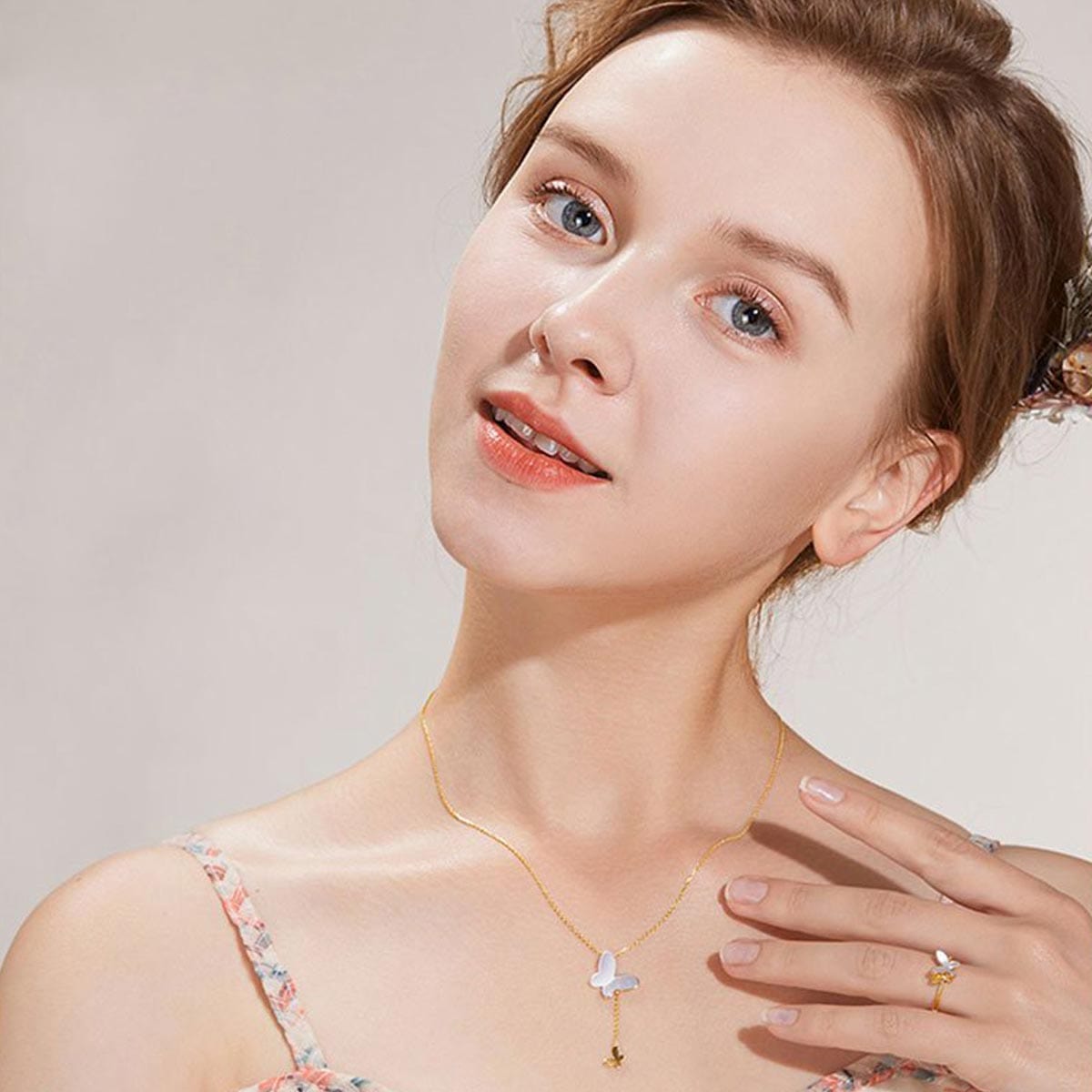 FANCIME "Fairy Pearl Duo" Mother Of Pearl Butterfly 14K Yellow Gold Necklace Show2