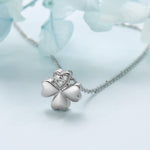 FANCIME "Lucky Clover" Four Leaf Clover 18K White Gold Necklace Detail