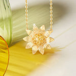 FANCIME Sunflower 14K Yellow Gold Necklace Detail