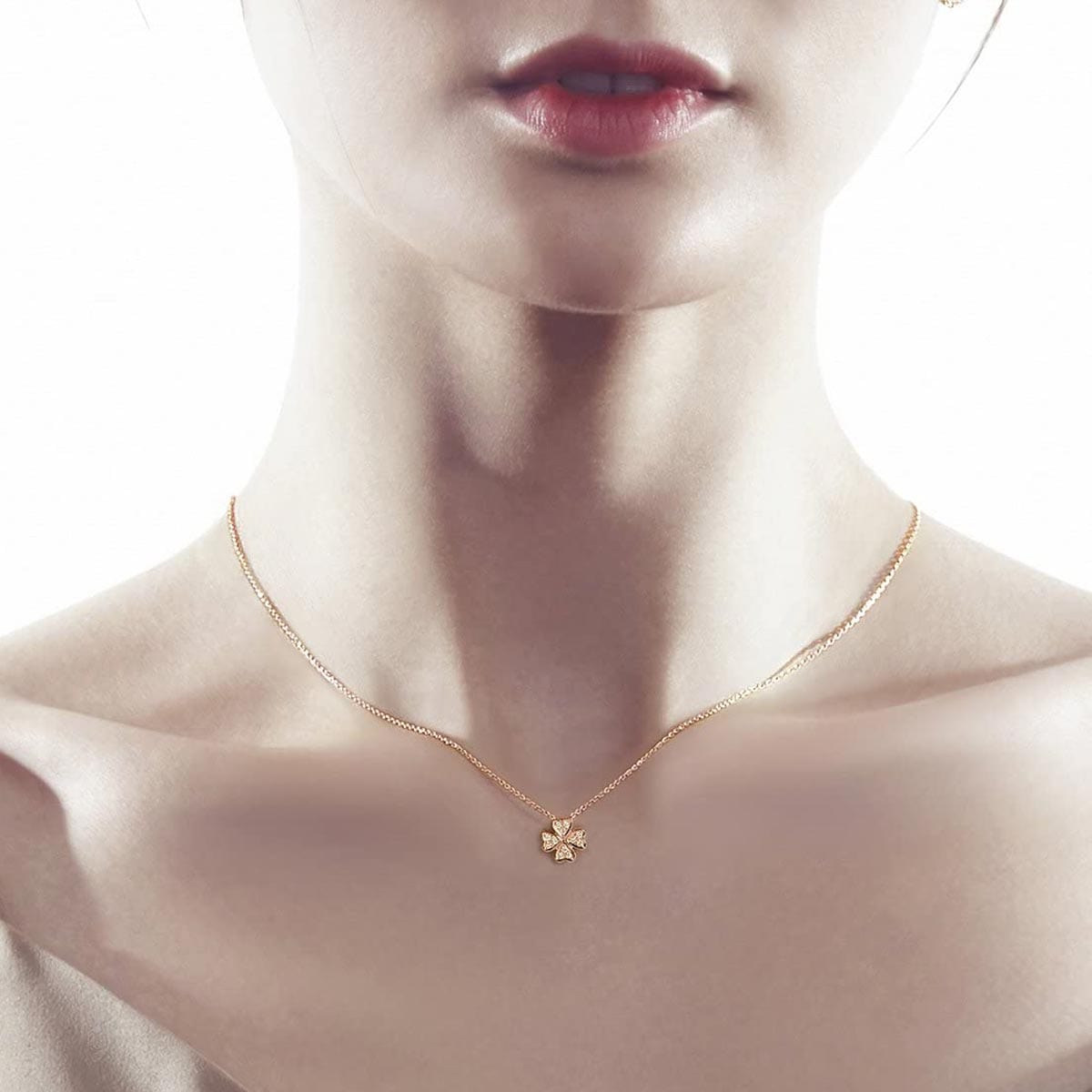 FANCIME Heart-Shaped Four Leaf Clover 18K Solid Rose Gold Necklace Show