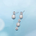 FANCIME "Crystal Blanc" Pearl Sterling Silver Dangling Earrings Model Show