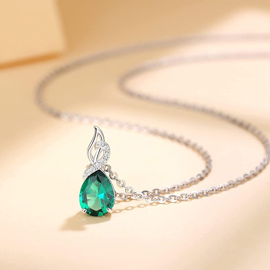 FANCIME "Timeless Heart" Emerald May Gemstone Sterling Silver Necklace Detail