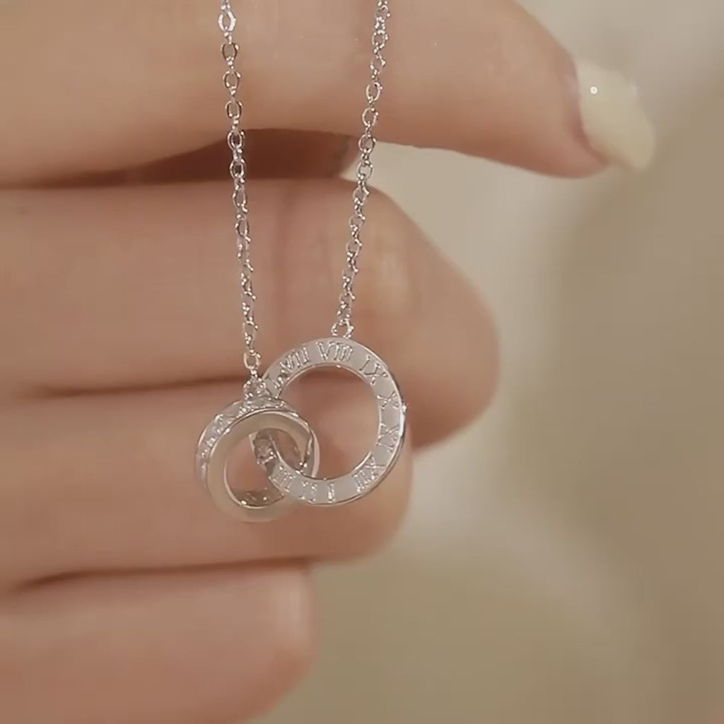 FANCIME "Roman Time" Interlocking Circle Sterling Silver Necklace Video